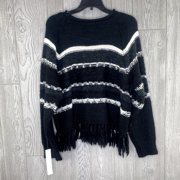 New $78 AQUA Women's Sweater MEDIUM Stripes Fringe Black & White Boho Knit NWT - Picture 3 of 9